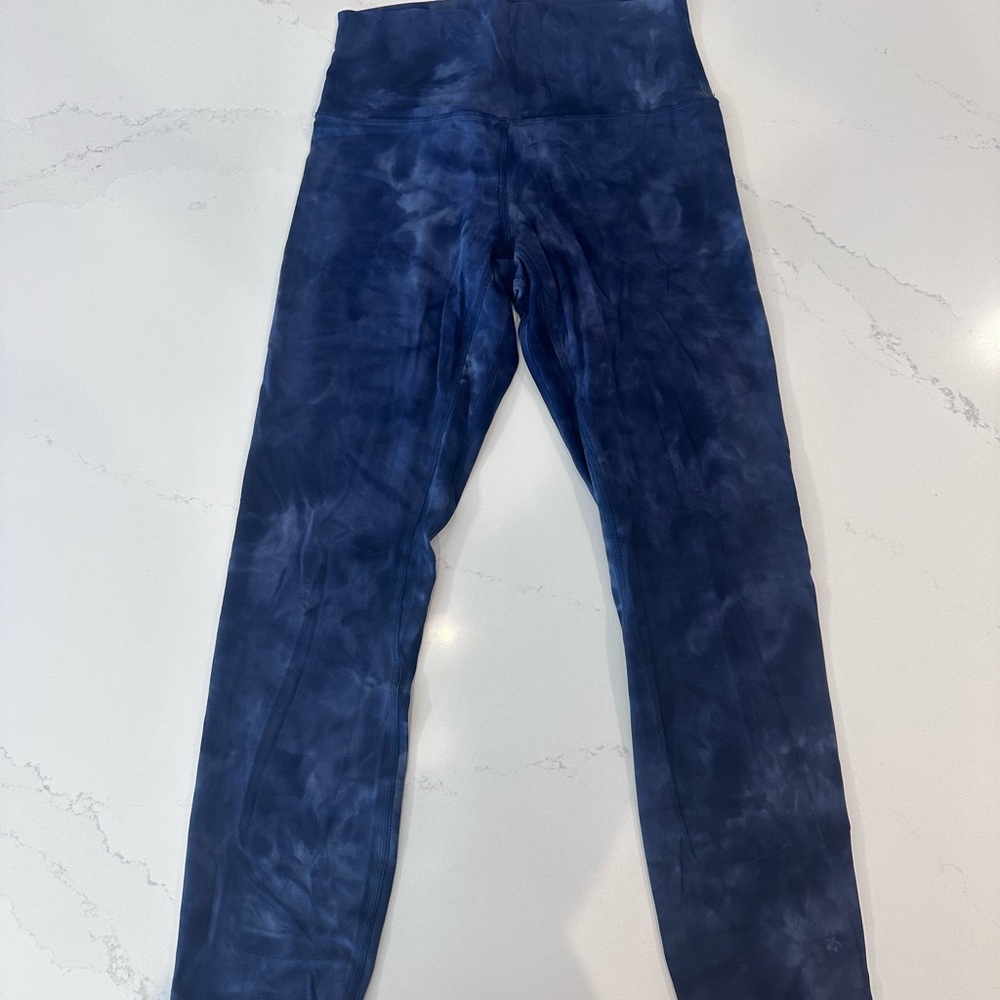 Lululemon Athletica Blue Leggings for Active Comfort